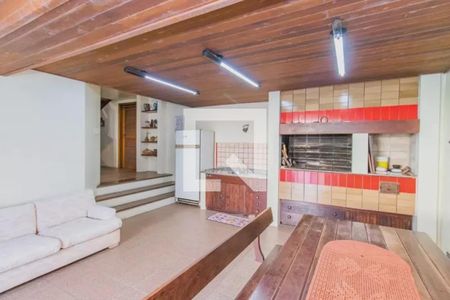 Casa à venda com 4 quartos, 352m² em Petrópolis, Porto Alegre