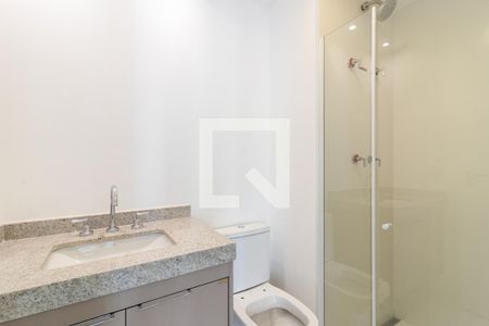 Banheiro de kitnet/studio à venda com 1 quarto, 27m² em Vila Nova Conceição, São Paulo