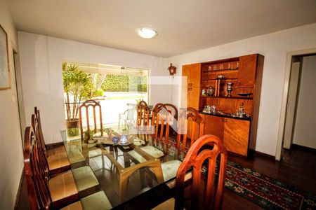 sala 3 de casa à venda com 4 quartos, 257m² em Belvedere, Belo Horizonte