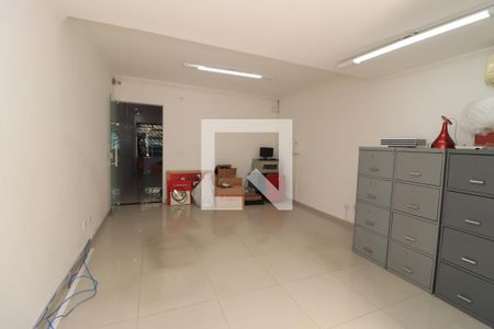 Sala de TV de casa à venda com 2 quartos, 120m² em Chácara Califórnia, São Paulo