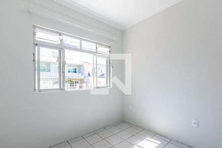 Quarto 3 de casa para alugar com 3 quartos, 65m² em Barreiros, São José