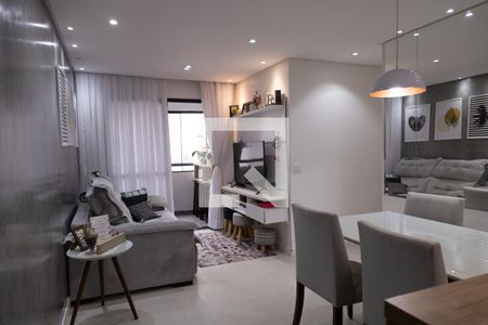 Sala de apartamento à venda com 2 quartos, 58m² em Vila Bertioga, São Paulo