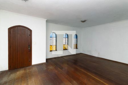 Sala de casa à venda com 4 quartos, 250m² em Jardim Santa Maria, São Paulo