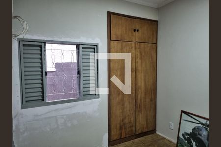 Quarto 1 de casa à venda com 2 quartos, 73m² em Vila Marieta, Campinas