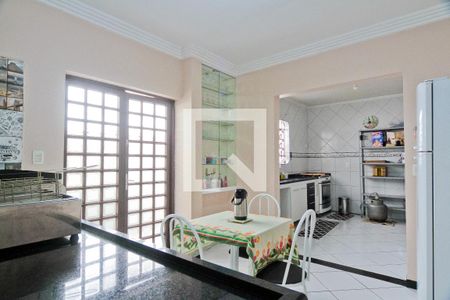 Cozinha de casa à venda com 3 quartos, 200m² em Parque Sao Domingos, São Paulo