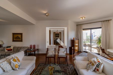 Sala de apartamento à venda com 3 quartos, 257m² em Vila Suzana, São Paulo
