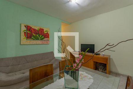 Sala de apartamento à venda com 3 quartos, 71m² em Heliópolis, Belo Horizonte