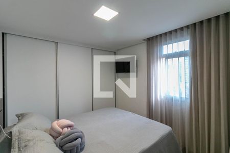 Quarto de apartamento à venda com 3 quartos, 184m² em Estoril, Belo Horizonte