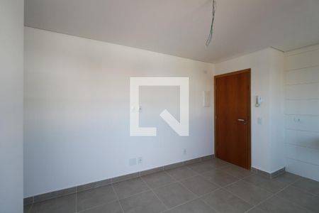 Sala de apartamento para alugar com 2 quartos, 40m² em Jardim Ocara, Santo André