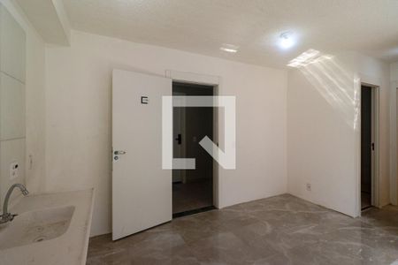 Sala/Cozinha de apartamento para alugar com 2 quartos, 40m² em Usina Piratininga, São Paulo