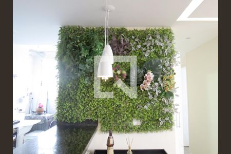 Sala - Painel de Flores Decoração de apartamento à venda com 2 quartos, 45m² em Jardim Íris, São Paulo