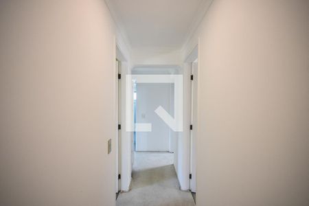 Corredor de apartamento à venda com 4 quartos, 119m² em Vila Suzana, São Paulo