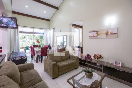 sala de estar de casa à venda com 3 quartos, 700m² em Lapa, São Paulo