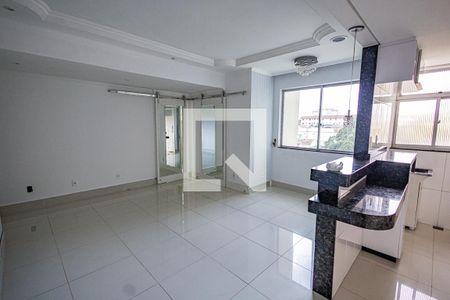Sala de apartamento à venda com 2 quartos, 54m² em Padre Eustáquio, Belo Horizonte