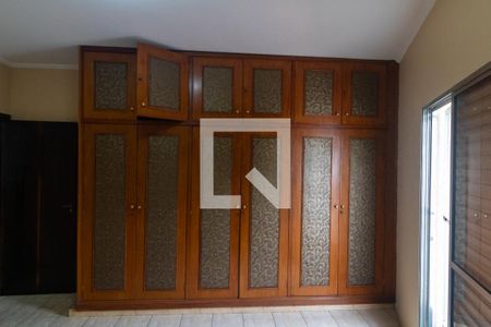 Casa à venda com 137m², 2 quartos e 3 vagas Casa à venda com 137m², 2 quartos e 3 vagasQuarto 2