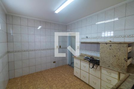 Cozinha de casa à venda com 2 quartos, 137m² em Vila Guilhermina, São Paulo