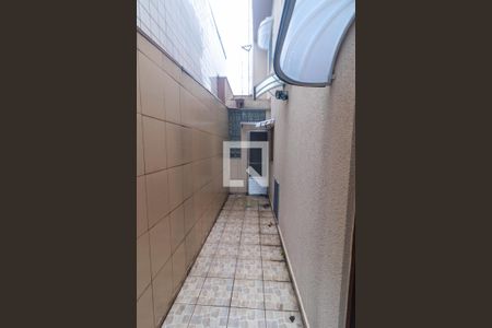 Casa à venda com 137m², 2 quartos e 3 vagas Casa à venda com 137m², 2 quartos e 3 vagasQuintal