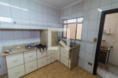 Casa à venda com 137m², 2 quartos e 3 vagas Casa à venda com 137m², 2 quartos e 3 vagasCozinha
