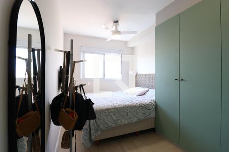 Quarto Suíte de apartamento à venda com 2 quartos, 64m² em Vila Ipojuca, São Paulo