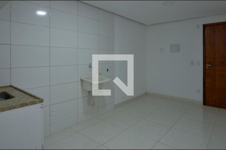 Sala/Cozinha de apartamento para alugar com 1 quarto, 35m² em Recreio dos Bandeirantes, Rio de Janeiro