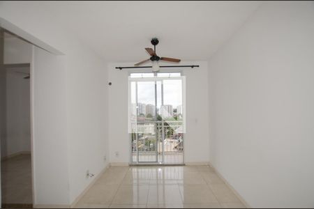 Sala de apartamento para alugar com 2 quartos, 55m² em Parada de Lucas, Rio de Janeiro