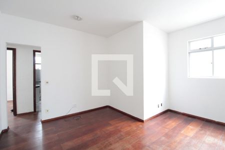 Sala de apartamento à venda com 3 quartos, 90m² em Santa Amelia, Belo Horizonte