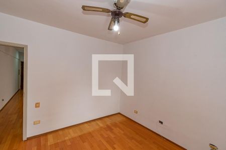 Quarto  de apartamento à venda com 1 quarto, 60m² em Cambuí, Campinas