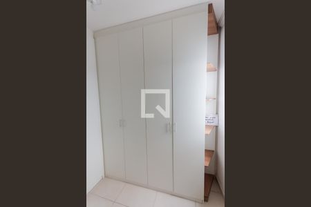 Armário de apartamento para alugar com 2 quartos, 55m² em Parque Oratório, Santo André