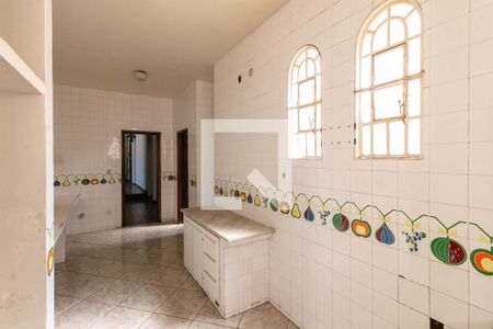 Cozinha de casa à venda com 4 quartos, 383m² em Santa Efigênia, Belo Horizonte