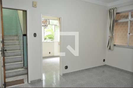Sala  de apartamento à venda com 2 quartos, 60m² em Del Castilho, Rio de Janeiro