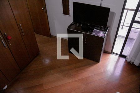 Apartamento à venda com 140m², 3 quartos e 2 vagas Apartamento à venda com 140m², 3 quartos e 2 vagasQuarto