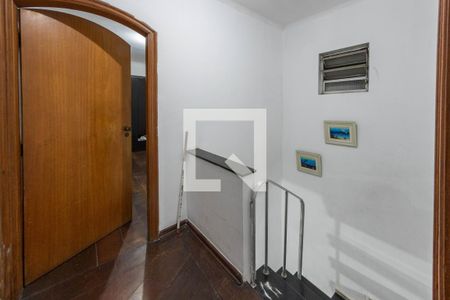 Escada de casa à venda com 4 quartos, 150m² em Vila Tolstoi, São Paulo