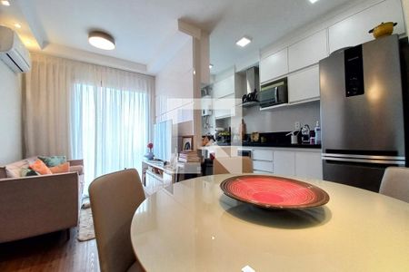 Sala de apartamento à venda com 2 quartos, 67m² em Vila Nova, Campinas