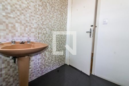 Casa à venda com 250m², 5 quartos e 9 vagas Casa à venda com 250m², 5 quartos e 9 vagasBanheiro