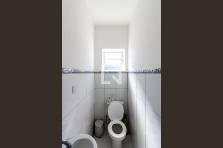 Casa à venda com 250m², 5 quartos e 9 vagas Casa à venda com 250m², 5 quartos e 9 vagasLavabo 2