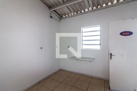 Casa à venda com 250m², 5 quartos e 9 vagas Casa à venda com 250m², 5 quartos e 9 vagasCozinha Edícula