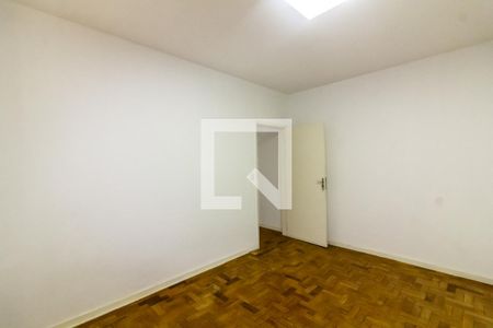 Casa à venda com 250m², 5 quartos e 9 vagas Casa à venda com 250m², 5 quartos e 9 vagasQuarto 3
