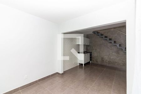 Casa para alugar com 400m², 2 quartos e 4 vagasSala/ Cozinha Americana