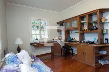 Casa de condomínio à venda com 450m², 4 quartos e 3 vagas Casa de condomínio à venda com 450m², 4 quartos e 3 vagasQuarto 1