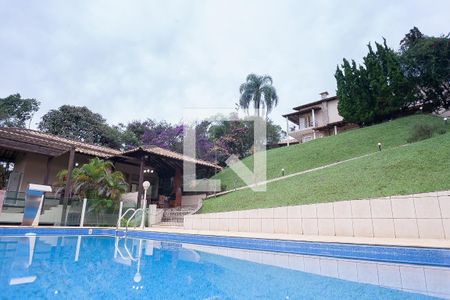 Casa de condomínio à venda com 450m², 4 quartos e 3 vagas Casa de condomínio à venda com 450m², 4 quartos e 3 vagasPiscina