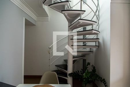 Sala - Escada de apartamento à venda com 3 quartos, 186m² em Vila Mascote, São Paulo