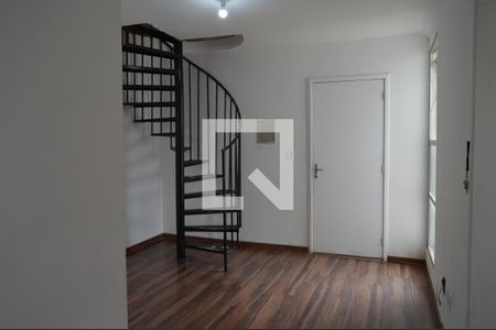 Sala de apartamento à venda com 2 quartos, 98m² em Bom Jesus, Contagem