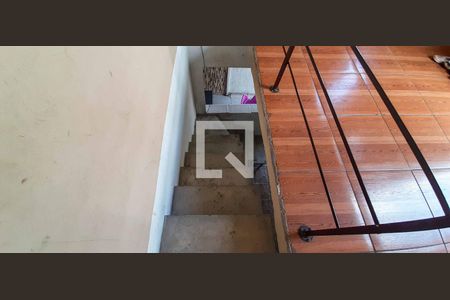 Casa à venda com 135m², 5 quartos e 2 vagas