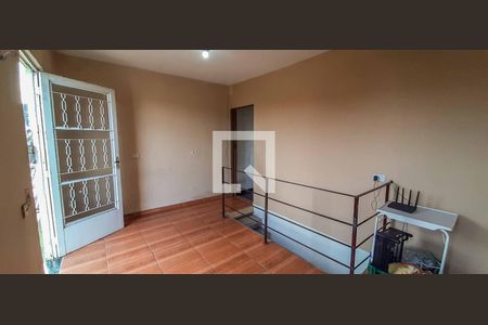 Casa à venda com 135m², 5 quartos e 2 vagas
