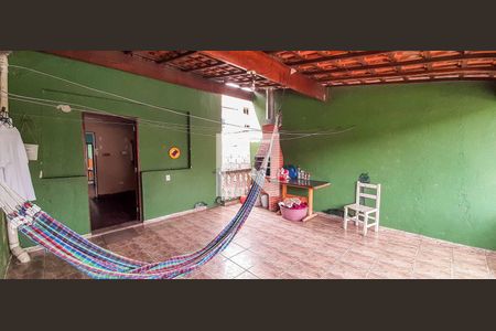 Casa à venda com 135m², 5 quartos e 2 vagas