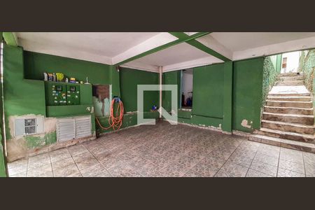 Casa à venda com 135m², 5 quartos e 2 vagas