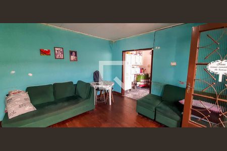 Sala de casa à venda com 5 quartos, 135m² em Veloso, Osasco