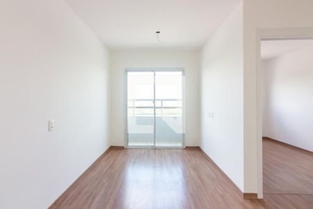 Sala  de apartamento à venda com 2 quartos, 47m² em Piratininga, Osasco