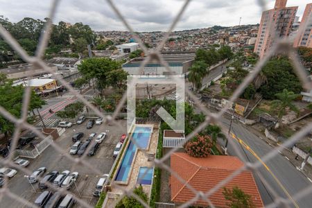 Vista da varanda da sala  de apartamento para alugar com 3 quartos, 59m² em Taboão, Diadema