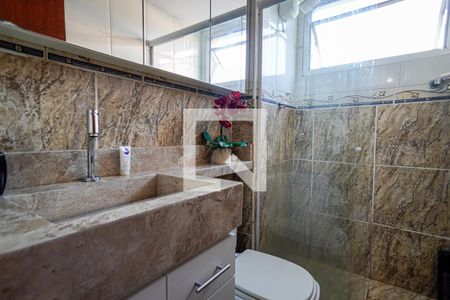 Banheiro de apartamento à venda com 2 quartos, 52m² em Fonseca, Niterói